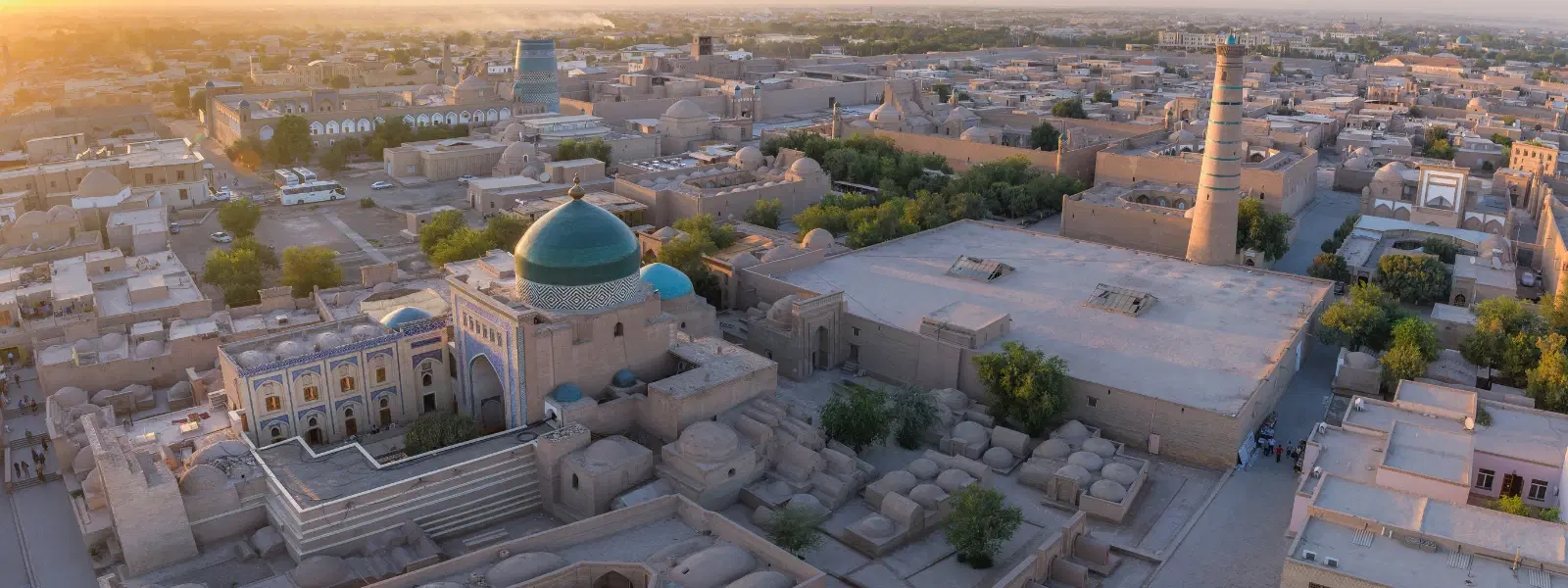 Expert Insights on Weather in Uzbekistan in October