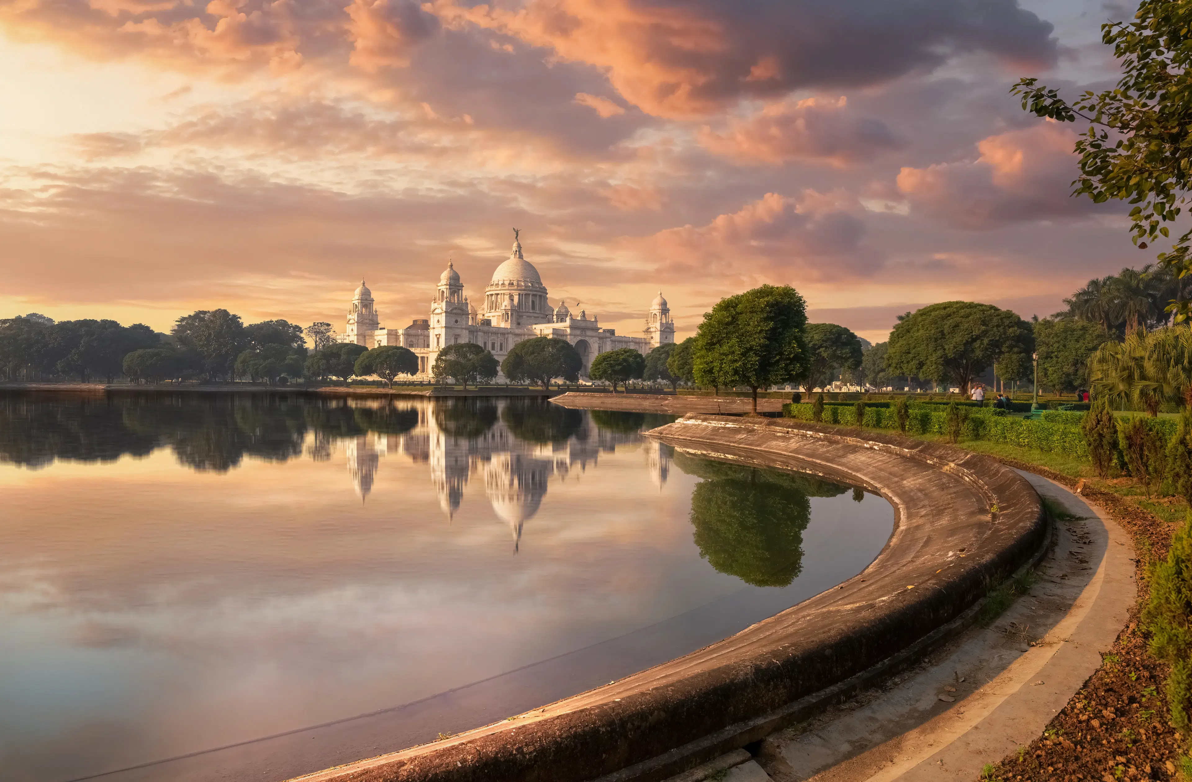 Expert Insights: Top 5 Places to Visit in Kolkata