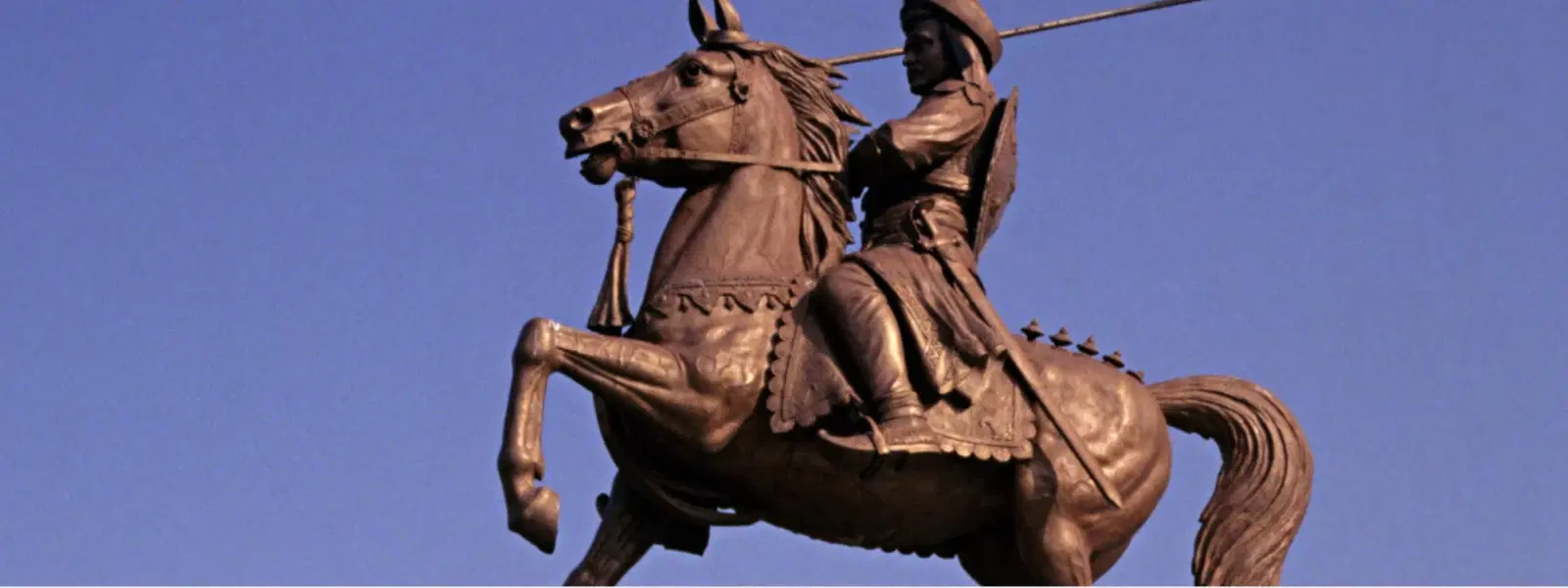 Exploring Villages with Bronze Sculptures: Insights