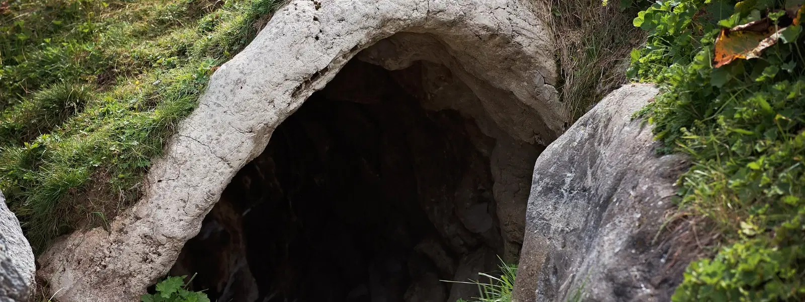 FAQs About Mountain Caves for Meditation Retreats