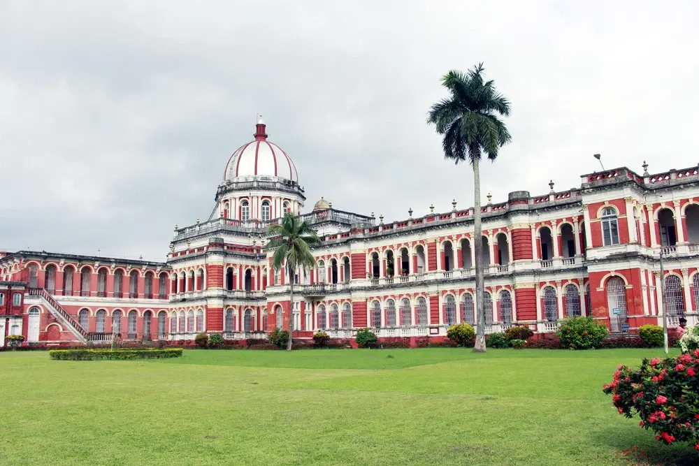 How to Explore Cooch Behar Palace History & Architecture
