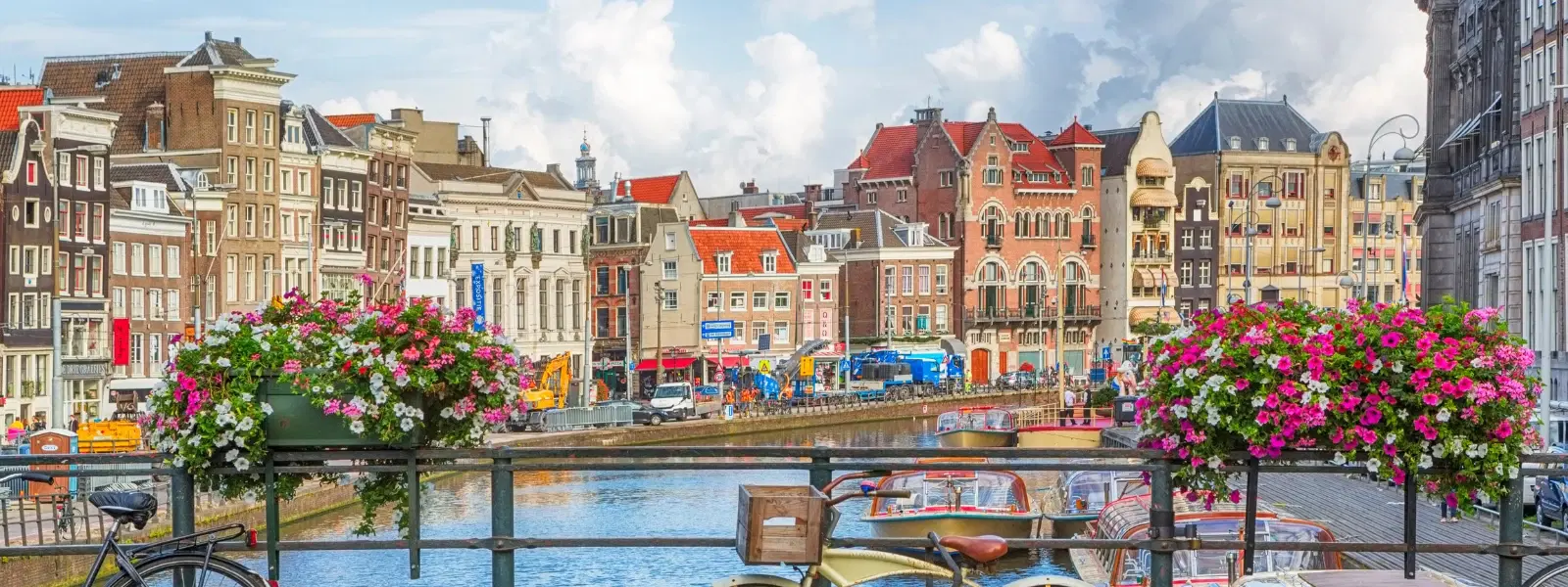 Top 10 Must-Visit Places in Amsterdam for First-Time Visitors