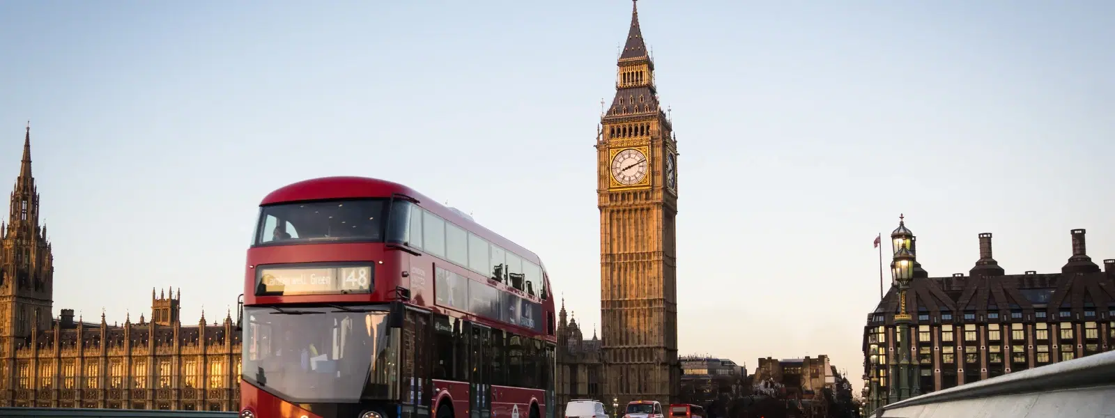 Top 8 Places to Visit in UK: Your Ultimate Travel Checklist