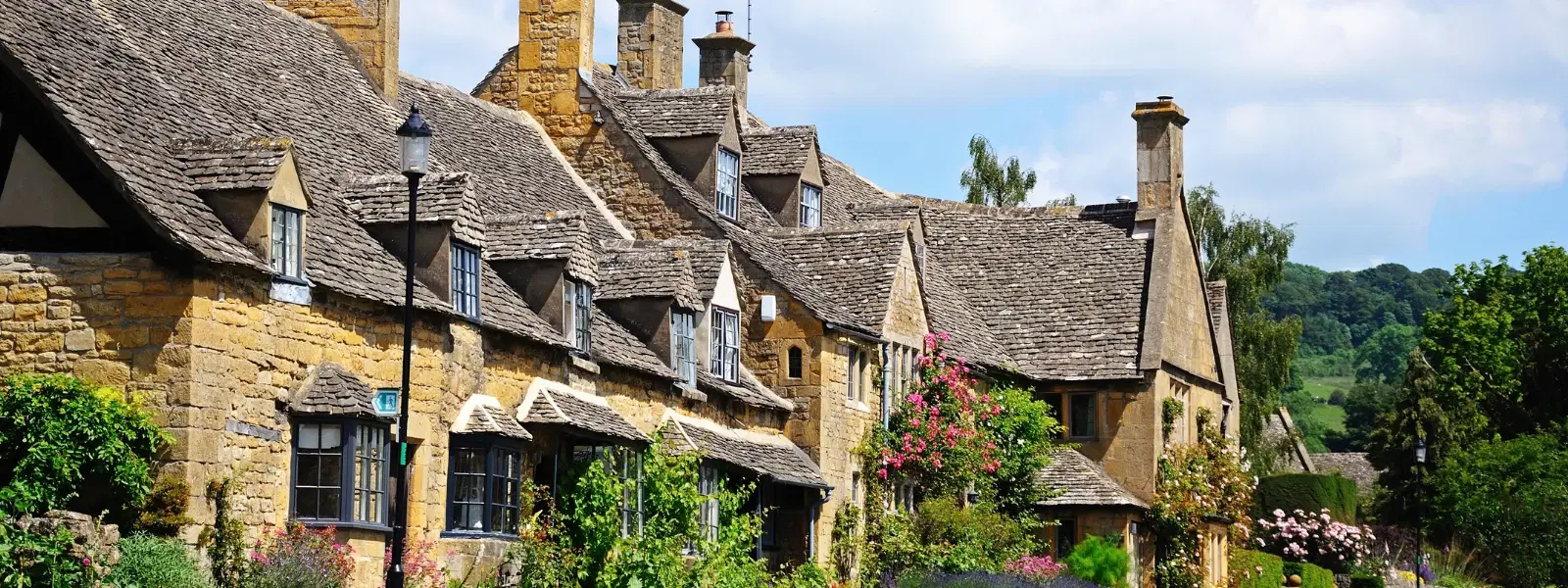 Your Essential Checklist for a Cotswolds Day Trip from London